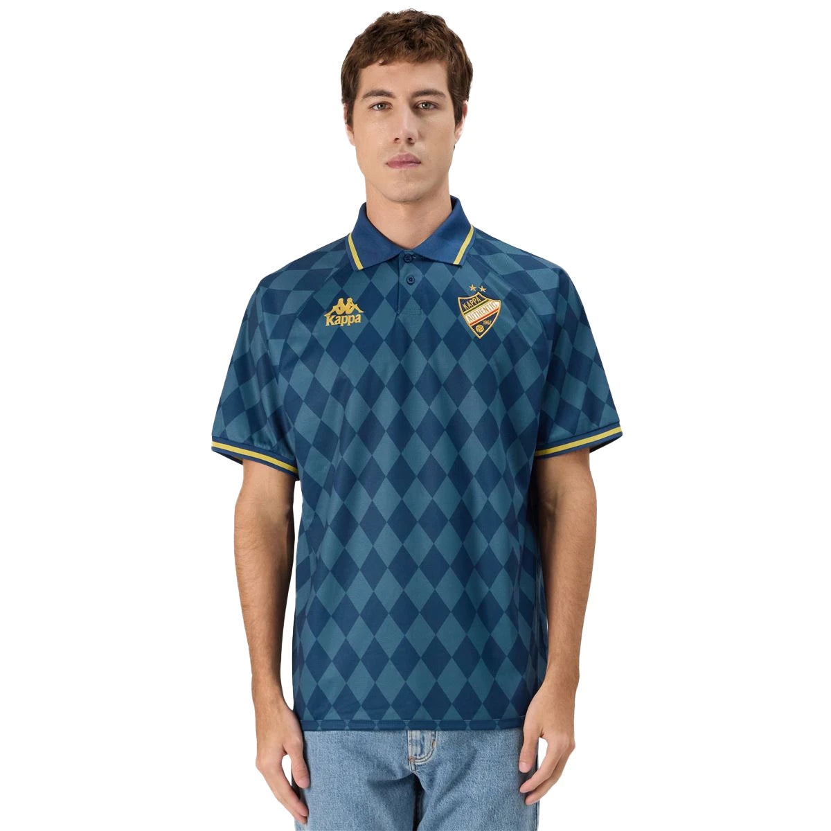 Man wearing Kappa Authentic Nekoda Polo. Front view.