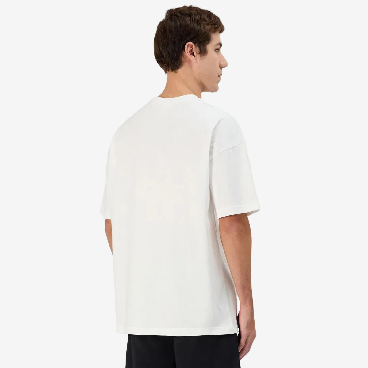 Man wearing Kappa Authentic Nhisso T-Shirt in White. Back view.